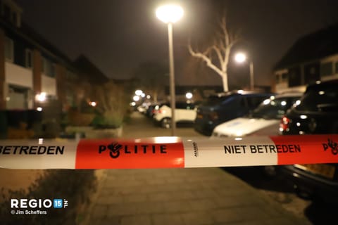 Jongen (17) neergestoken in de Veilingstraat Pijnacker