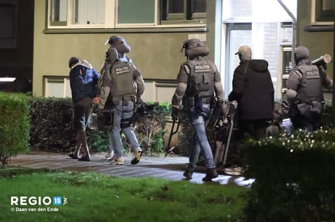 Aanhouding na inval door Arrestatieteam op het Catharinaland