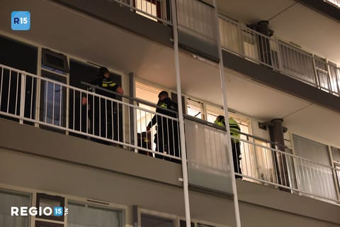 Politie doet inval in woning Naaldwijk, verdachte aangehouden