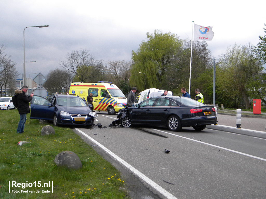 w-18042012ongeval middelbroekweg total 004