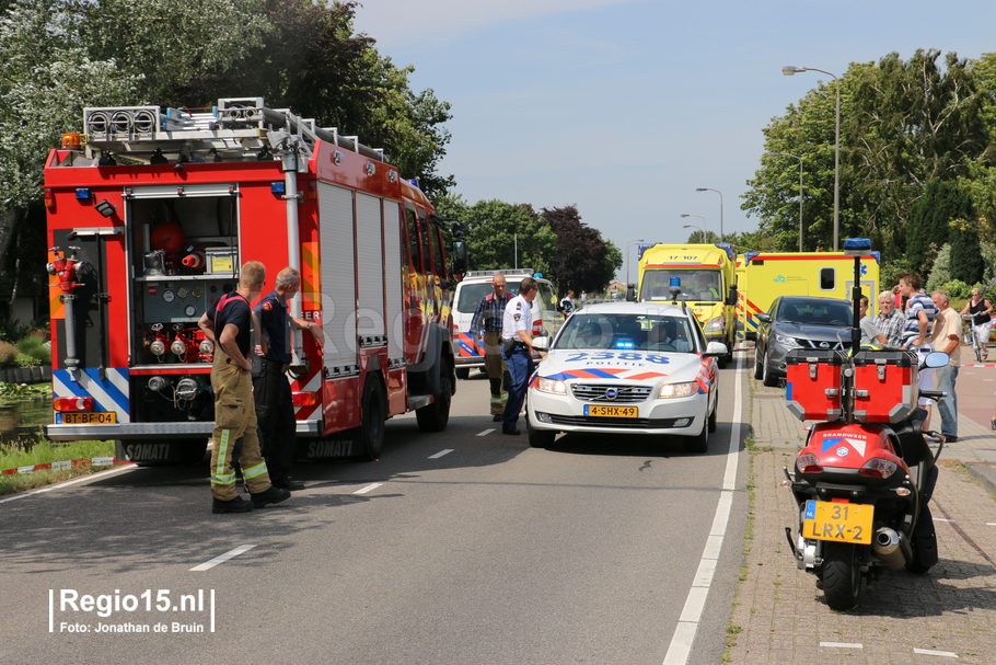 w-Auto te water langs Noordeindseweg-19