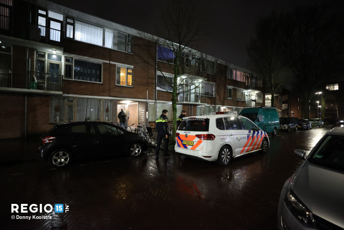 Man Aangehouden Na Inval Door Arrestatieteam In De Waterloostraat ...