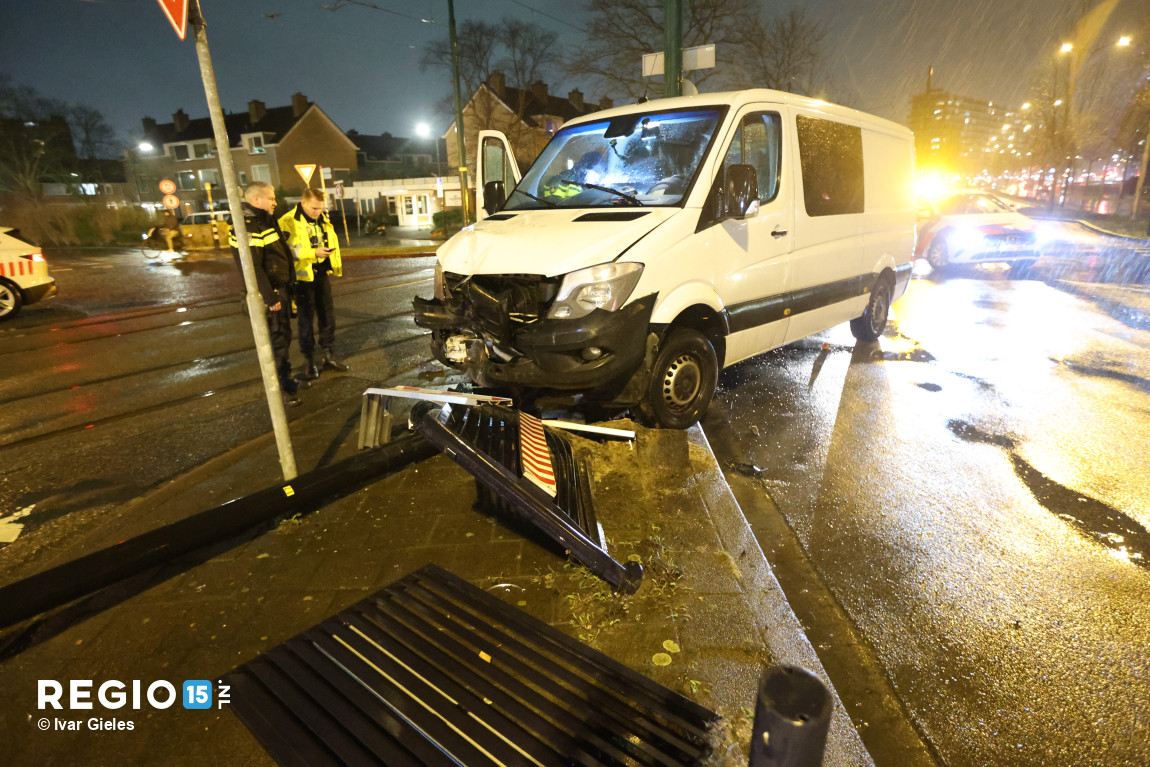 Van Driver Arrested for DUI After Head-On Collision with Traffic Pole on General Eisenhowerplein in Rijswijk