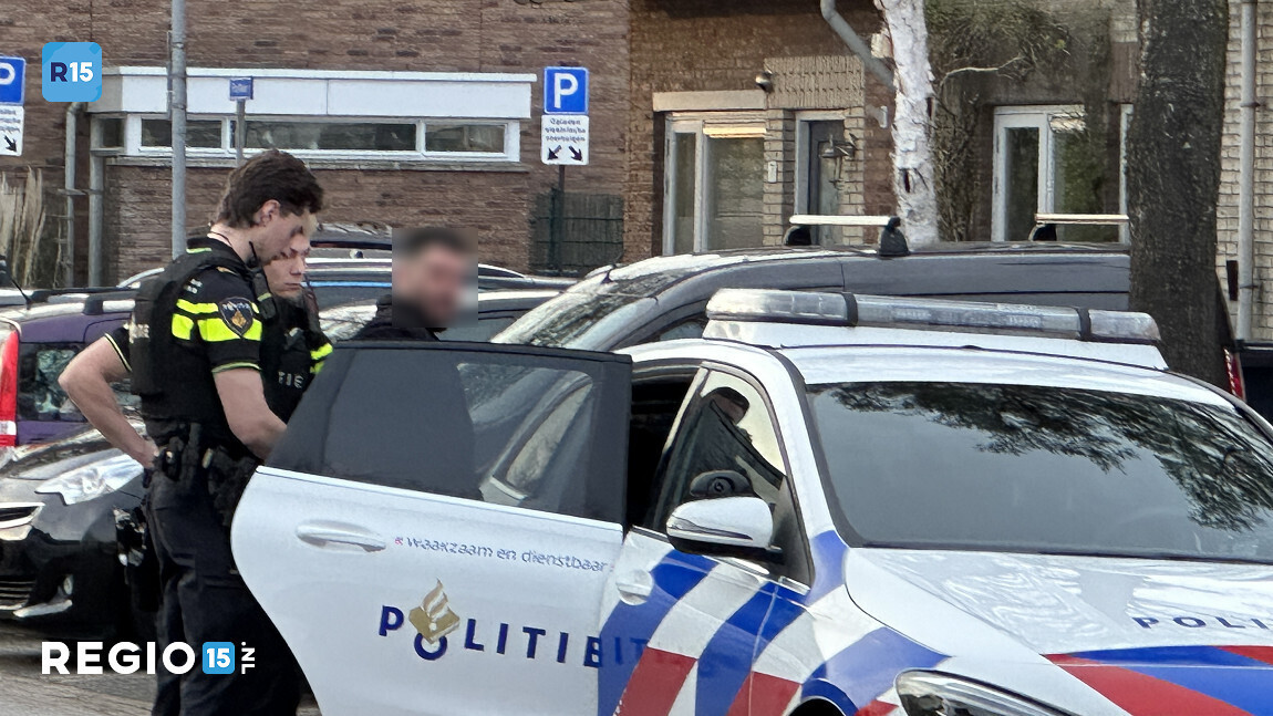 KvHrO3.jpg