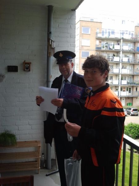 Met de wijkagent de deuren langs